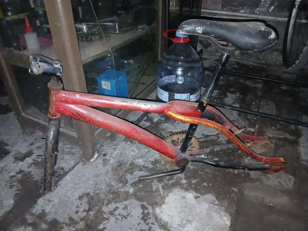 Rangka sepeda United