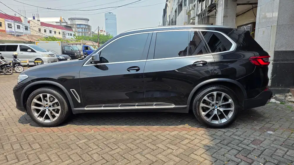 BMW X5 2020 Bensin