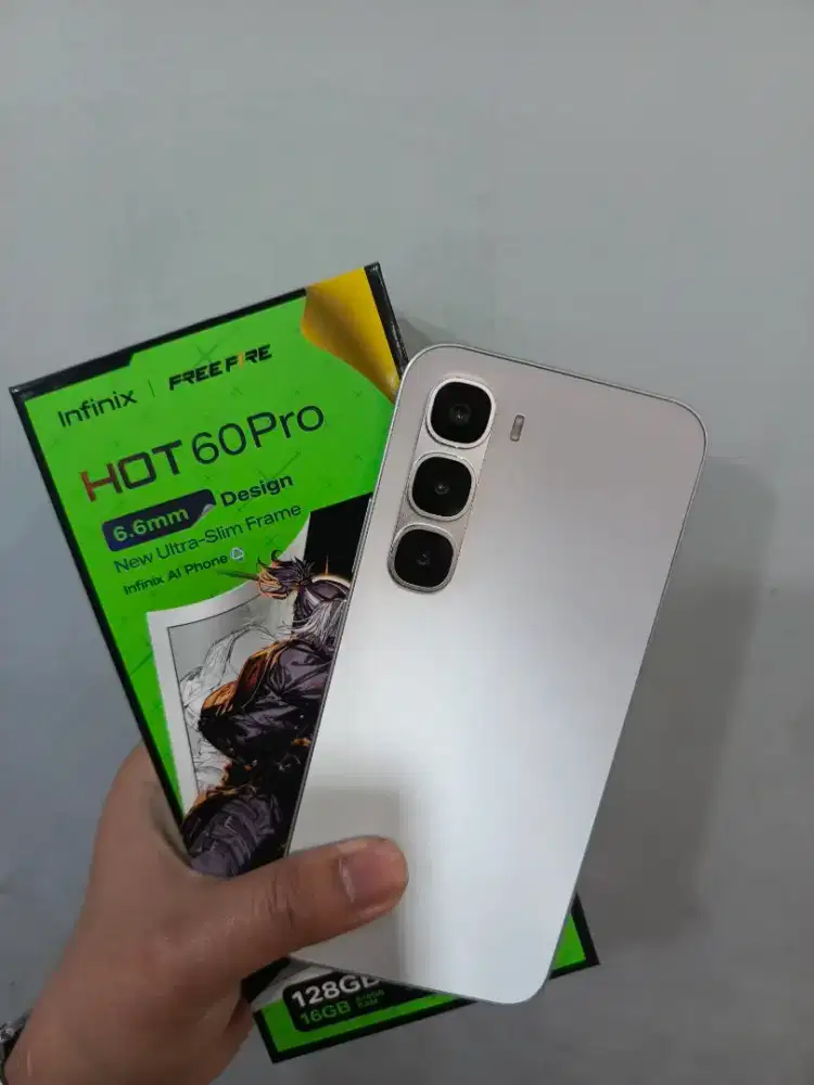 Infinix Hot 60pro 8/128 silver like new