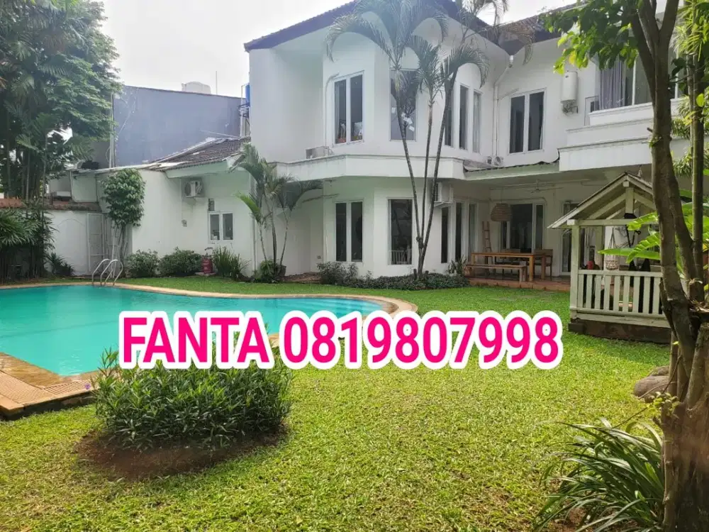Rumah Luas dengan Swimming Pool Jakarta Selatan — Dijual & Disewakan