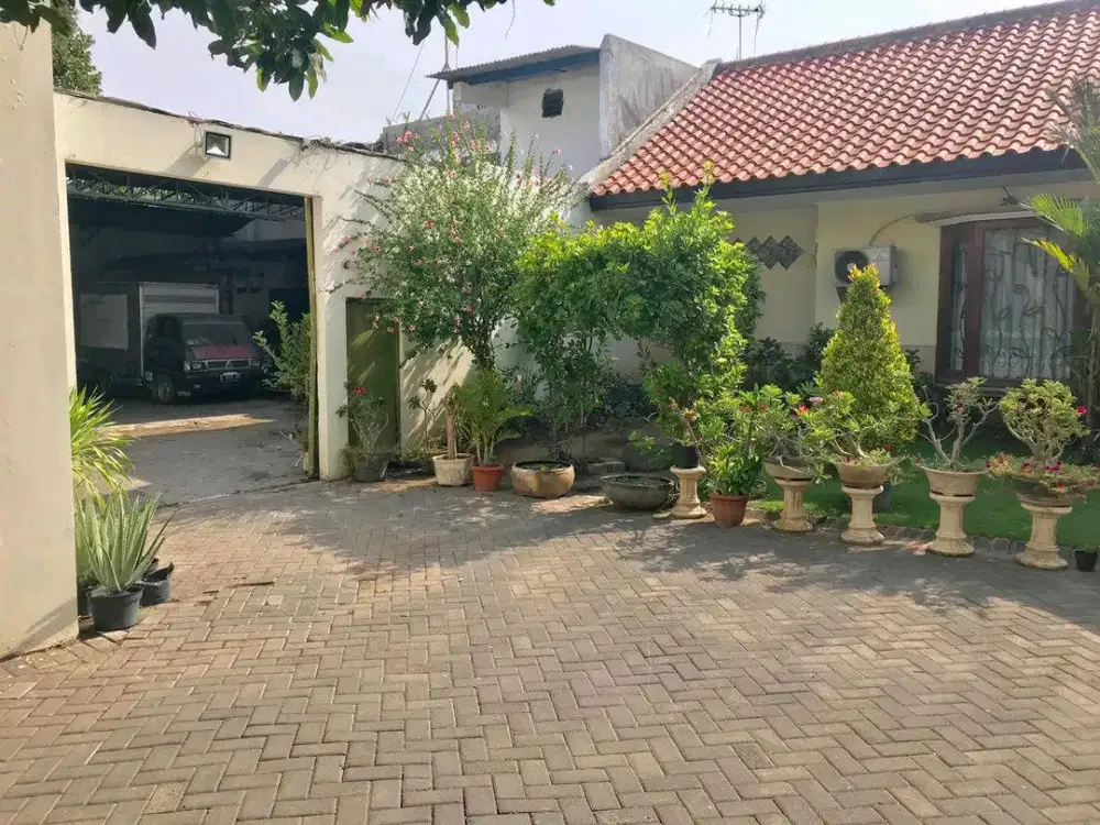 Rumah Luas Siap Huni di Kendangsari Surabaya Strategis RIC.A068