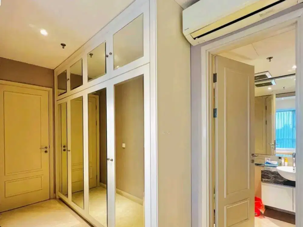 STRATEGIS DI TENGAH KOTA APARTEMEN MEWAH ONE ICON SURABAYA RON.A2522
