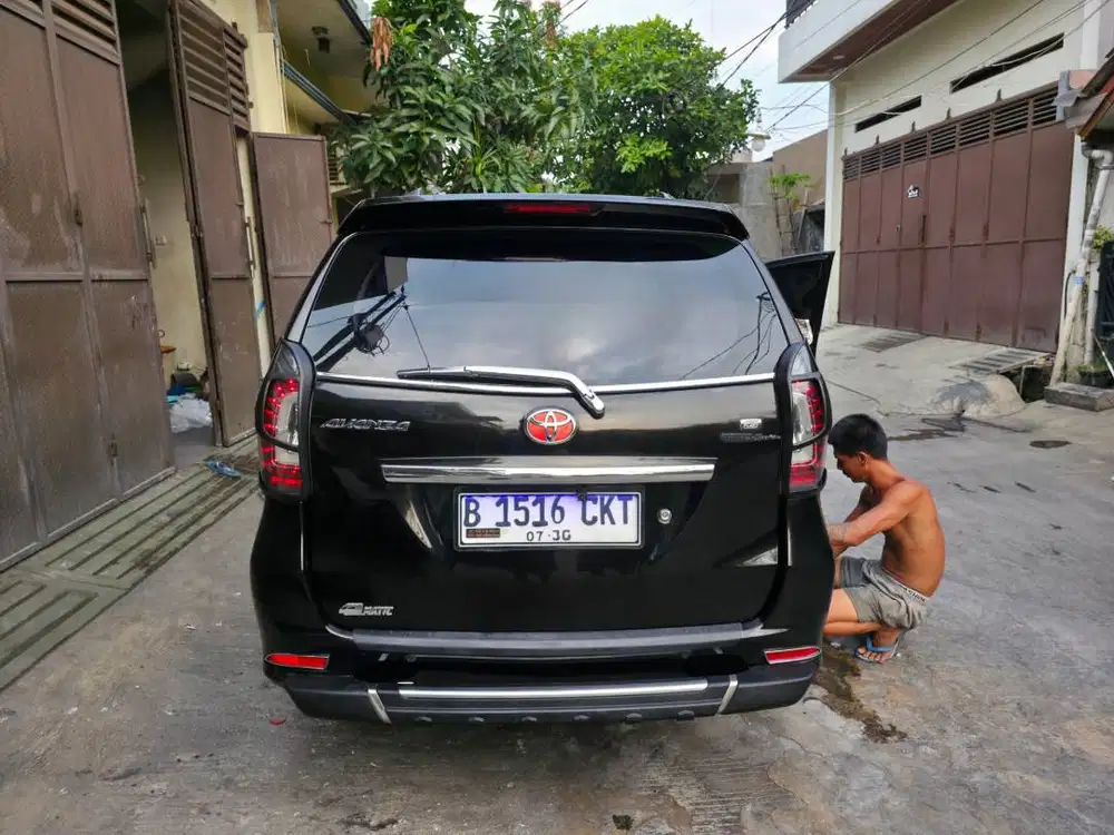 Toyota Avanza Avansa G Matic AT Tahun 2015 Hitam , 2014