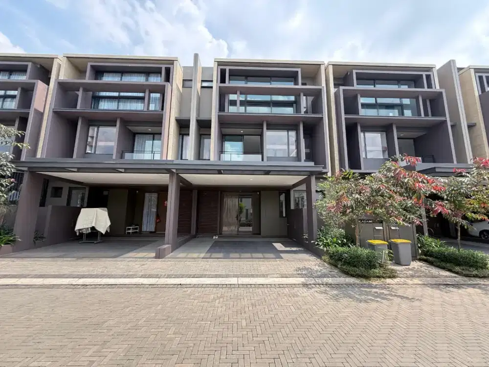 RUMAH MEWAH ZORA KANADE BSD DEPAN TAMAN DEKAT IPEKA MALL GRANDLUCKY