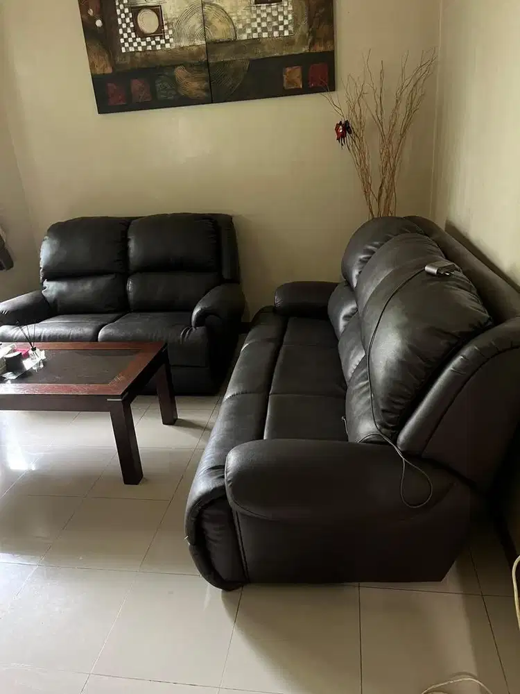 Kondisi Bagus! Sofa & Meja Tamu