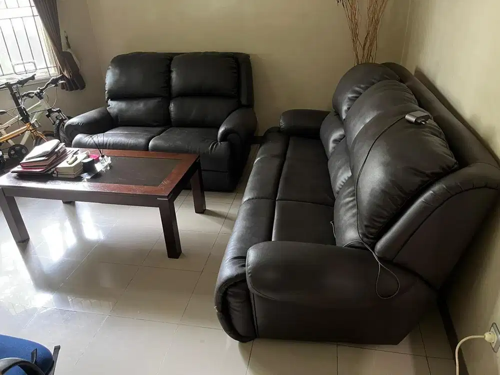 Kondisi Bagus! Sofa & Meja Tamu