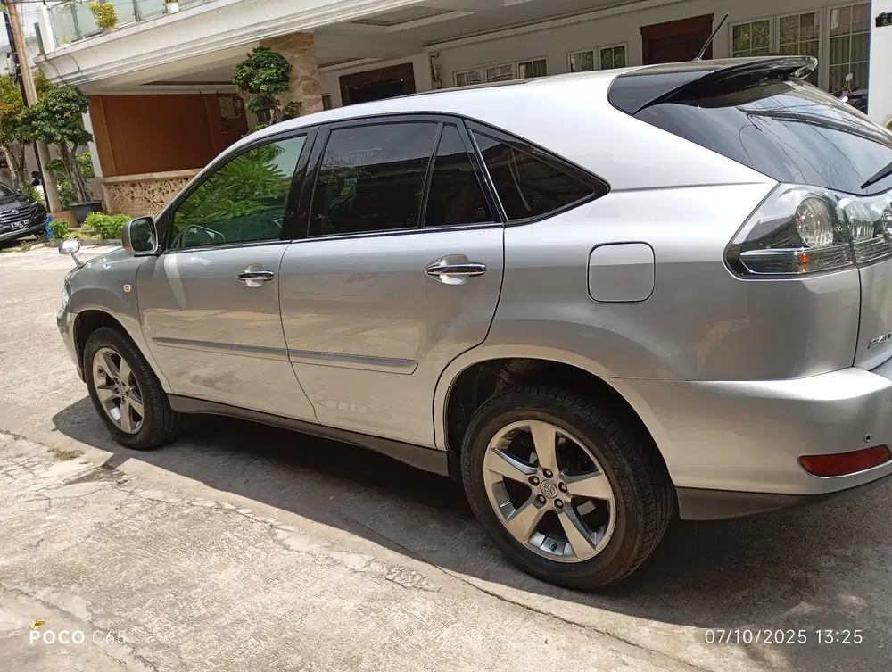 Toyota Harrier 2009 Bensin
