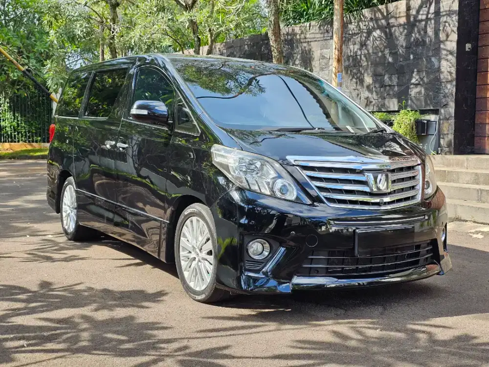 Toyota alphard sc ps 2013