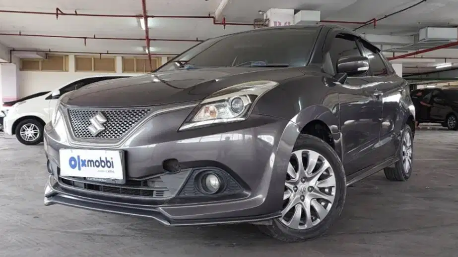 DP Rendah  8JT Suzuki Baleno 1.4 Bensin-AT 2019 Abu-Abu