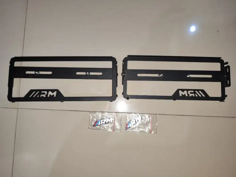 COVER PLAT NOMOR MOTOR