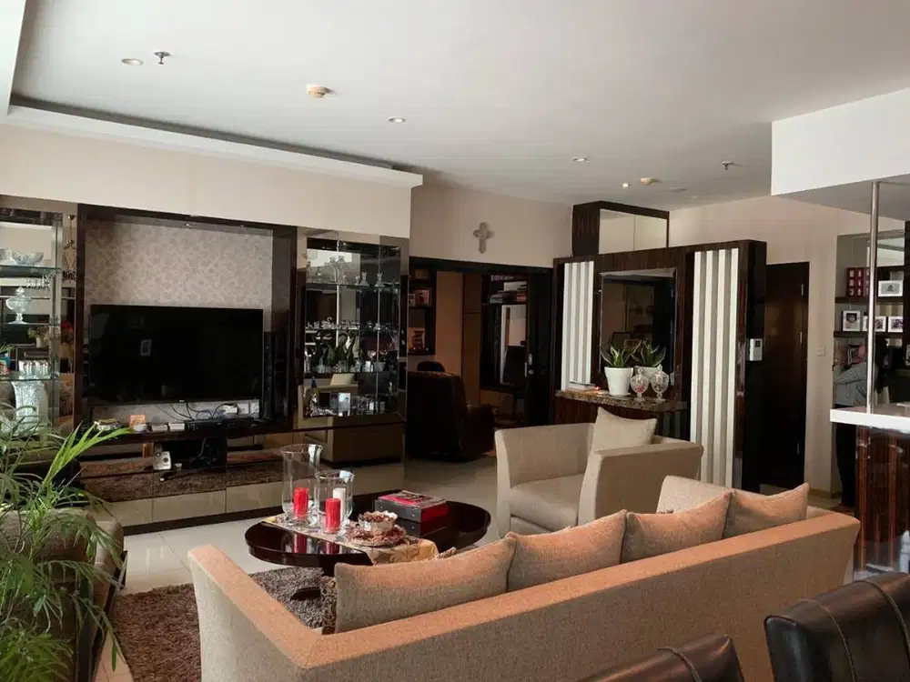 Dijual Penthouse Gandaria City Fully Furnished Tipe 3 BR