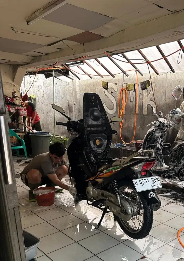 Jual motor karisma 2004