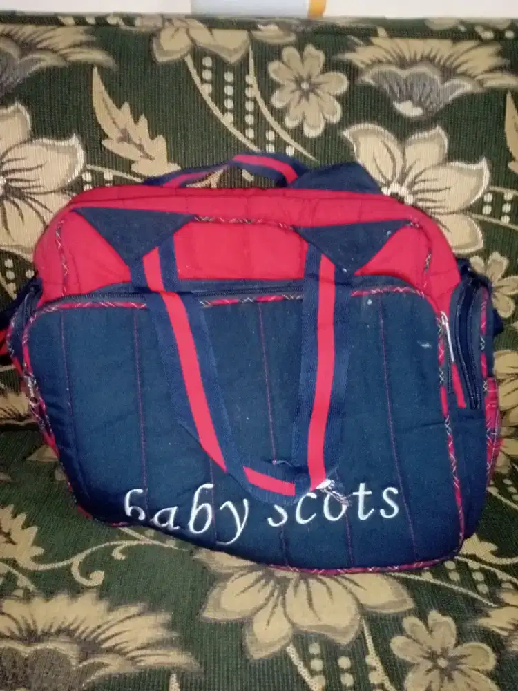 Tas Pakaian Bayii