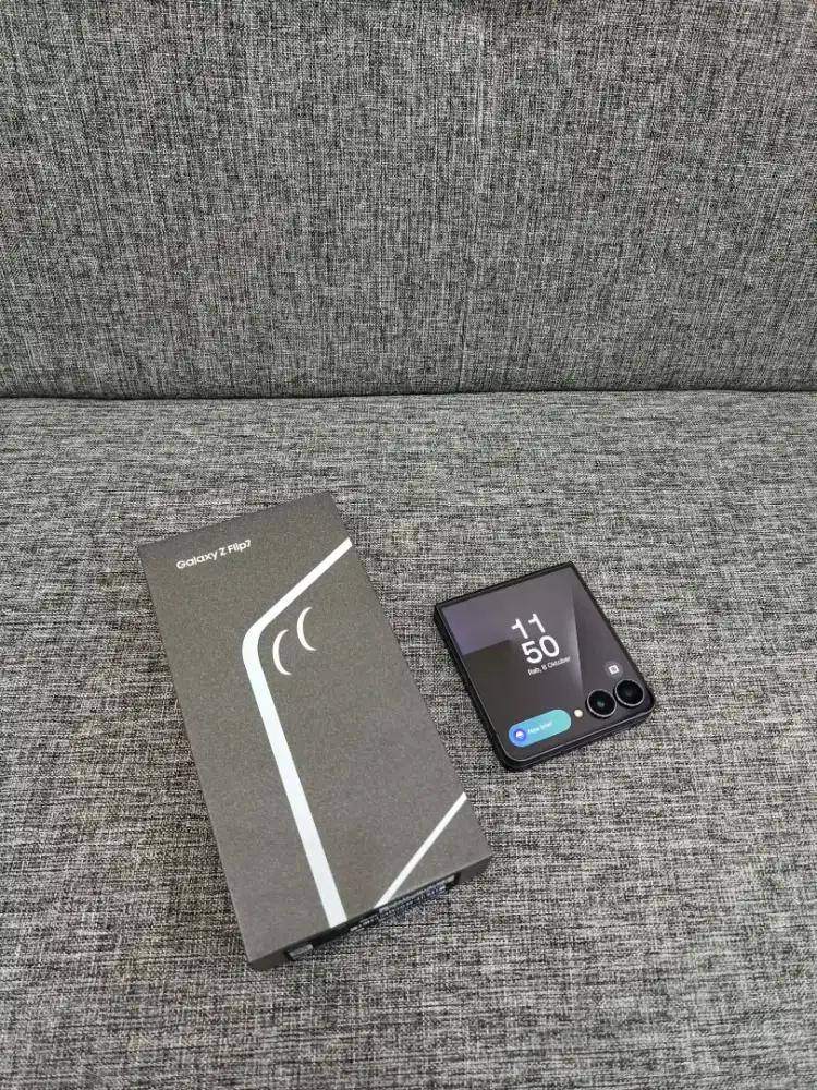 Samsung z flip 7 5g 12/512gb
