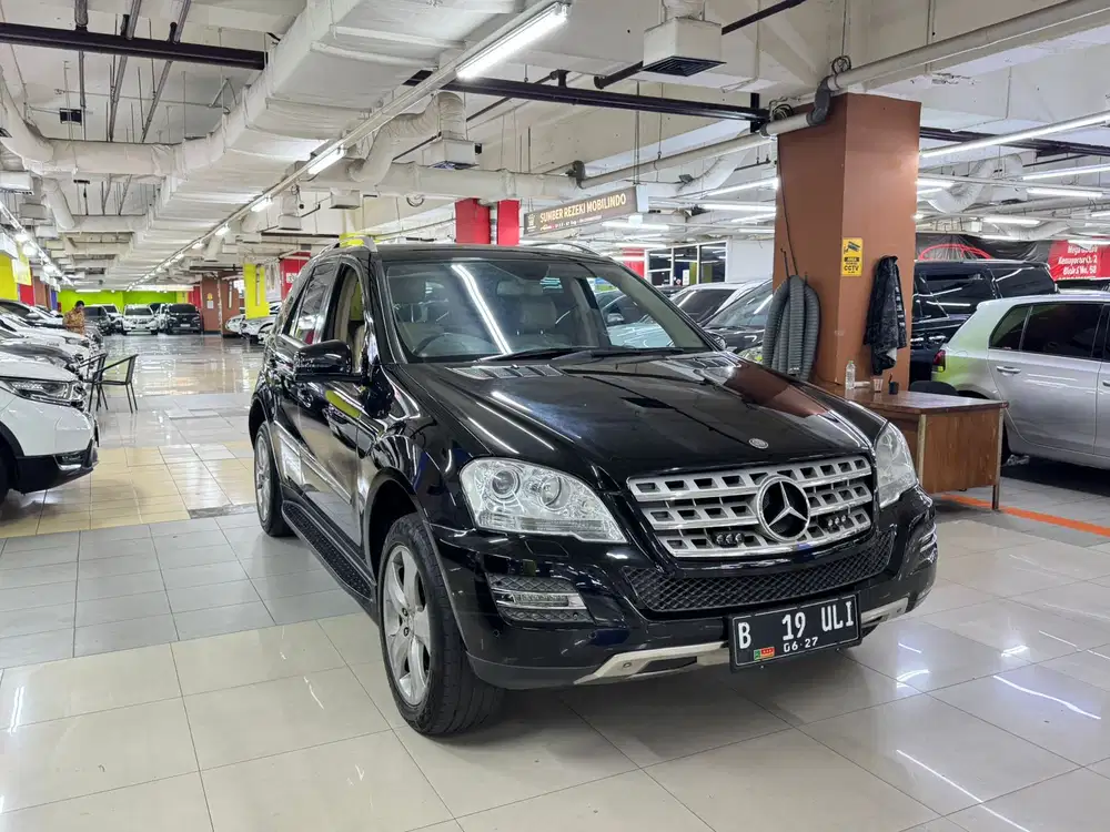 Mercedes-Benz ML350 2010 Bensin
