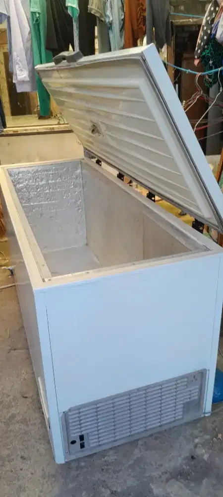 Freezer Box SANSIO 700L