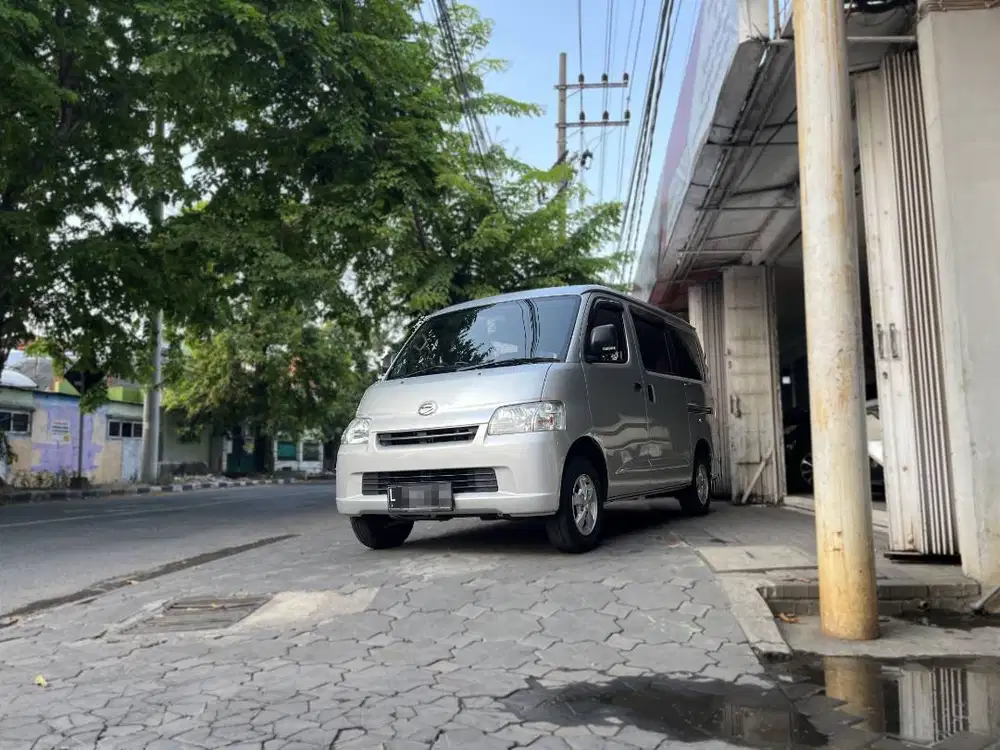 Daihatsu Gran Max D Face to Face MT Manual 2020