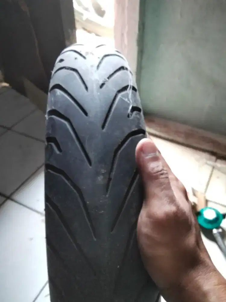 Ban luar fireli ukuran 110/17 masih tebal