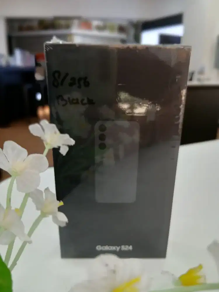 SAMSUNG S24 8/256