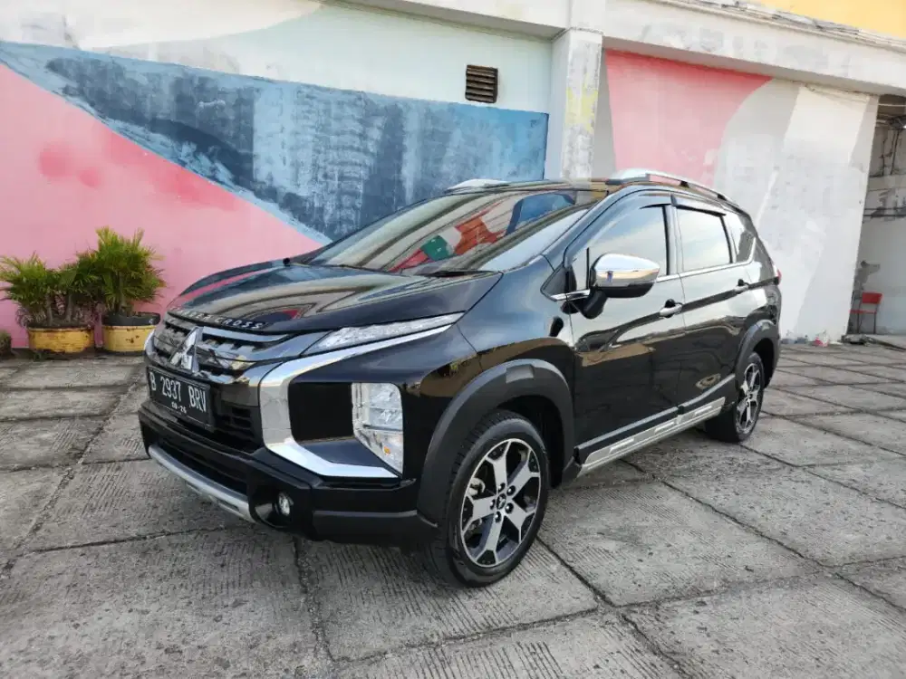 Mitsubishi Xpander Cross at 2021
