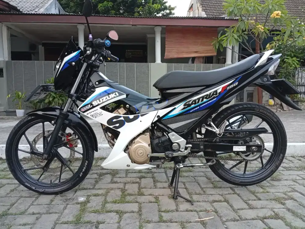 Suzuki satria fu 150 2014 karbu full ori