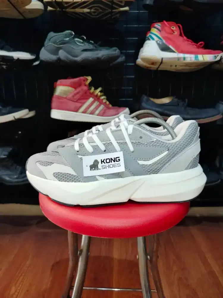 SEPATU GC ADI LIGHT BLAZE GREY TWO