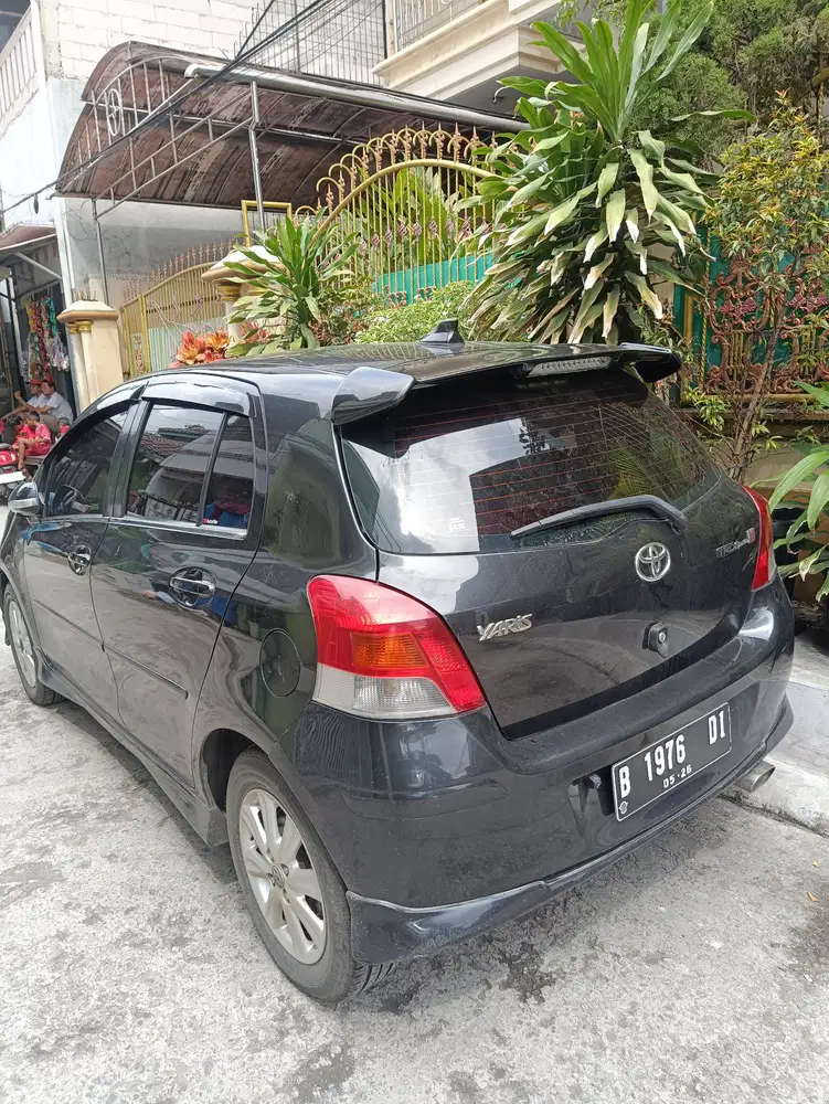 Toyota Yaris 2011 Bensin