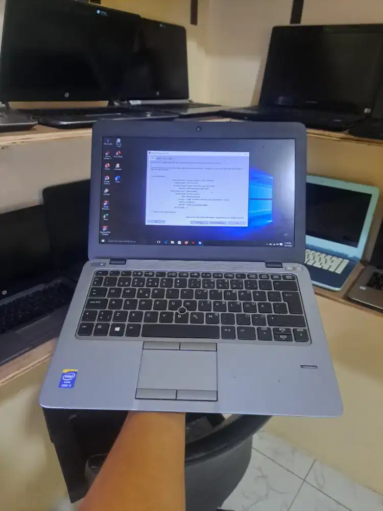 Hp Elitebook 820 G2 Intel Core i3 Gen 5 2.10Ghz 8Gb Ddr3L SSD 128Gb