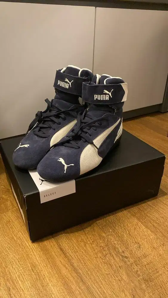 Sepatu puma speedcat mid