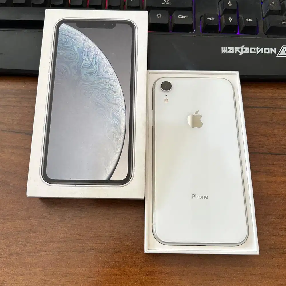 iPhone XR 128 ibox