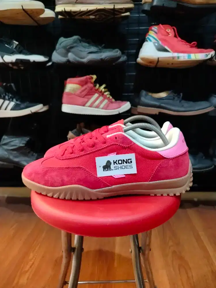 SEPATU CONVERSE RUN STAR TRAINER LOW RED WHITE 43