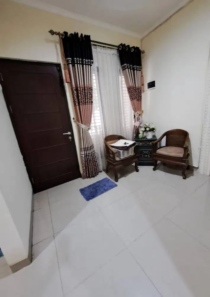 Dijual rumah 3 lantai BCS Kelapa Gading Jakarta Utara