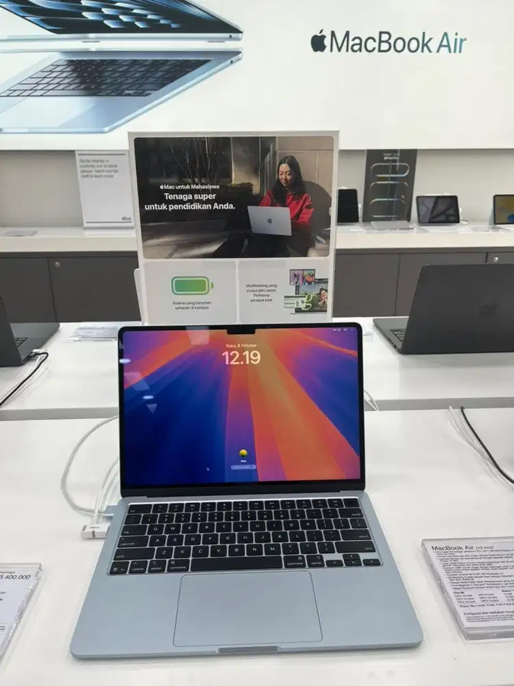 MacBook Apple M4 256/512