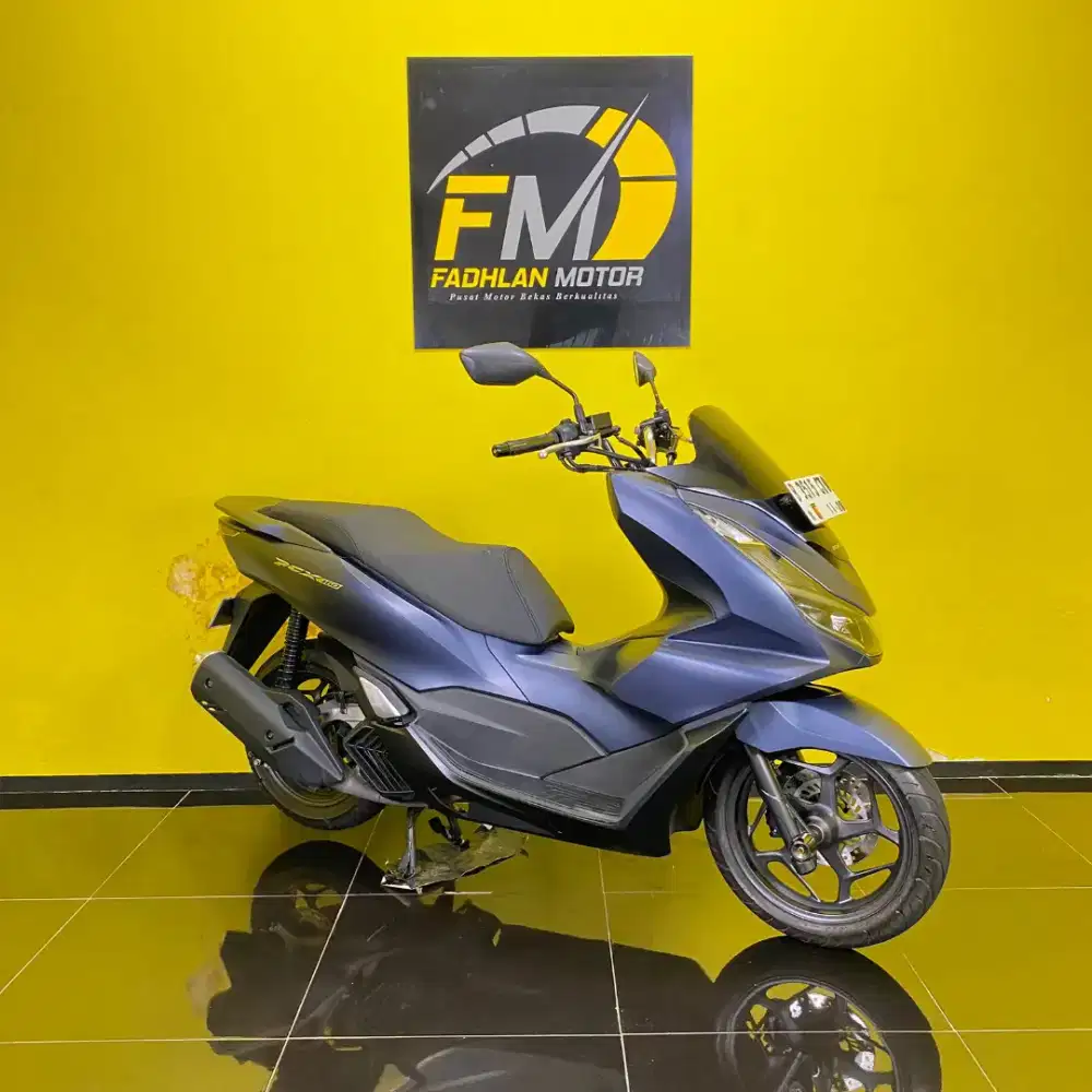 Honda PCX 160 2022 kilometer rendah joss istimewa