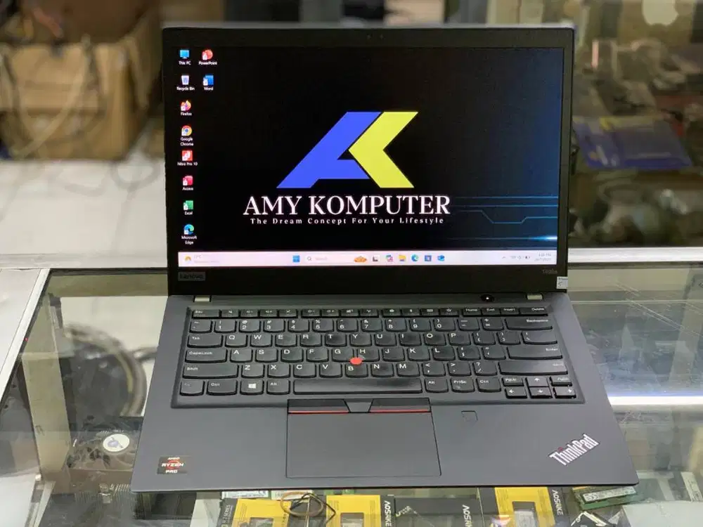 LENOVO THINKPAD T495s | RYZEN 7 PRO 3700U | 16 GB | 256 GB | 14 FHD