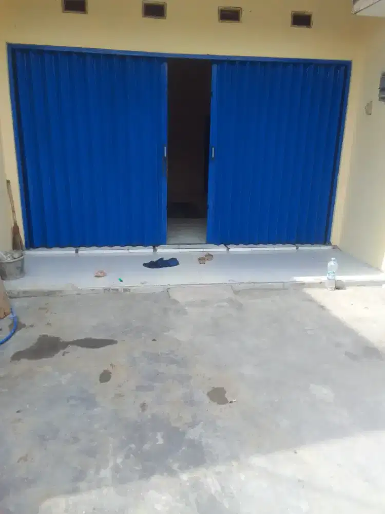 Dikontrakkan ruko di jl ciganitri raya, lokasi strategis