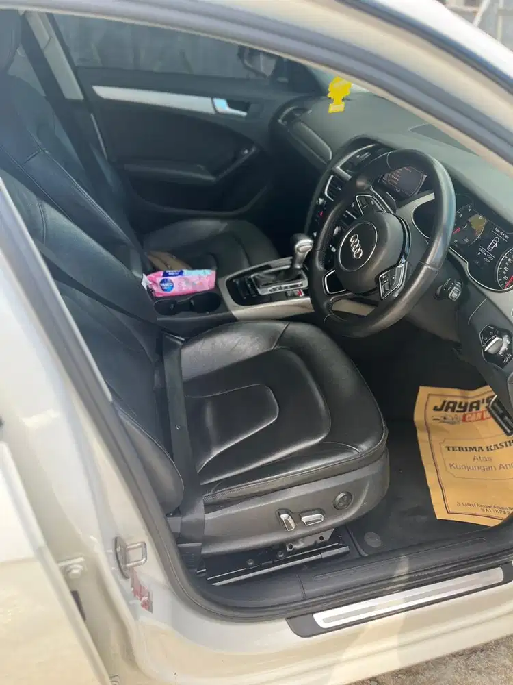 Audi A4 2012 Bensin