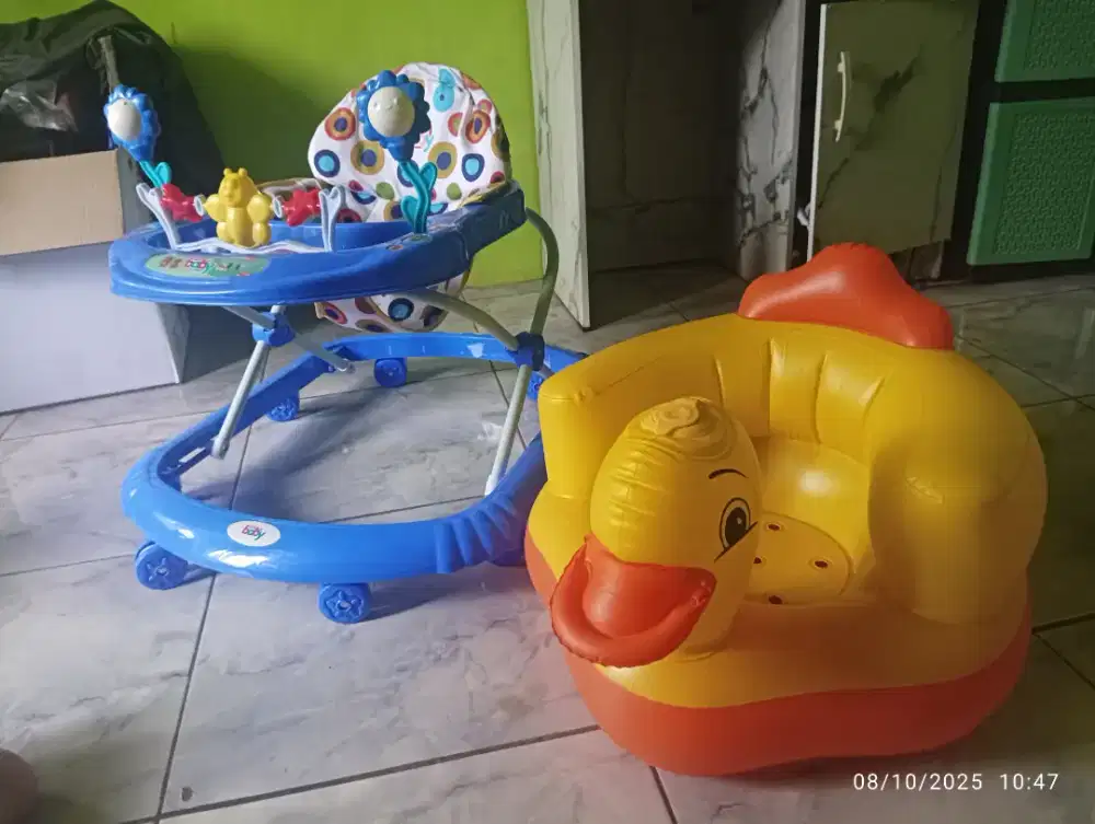 Baby Walker bangku bebek