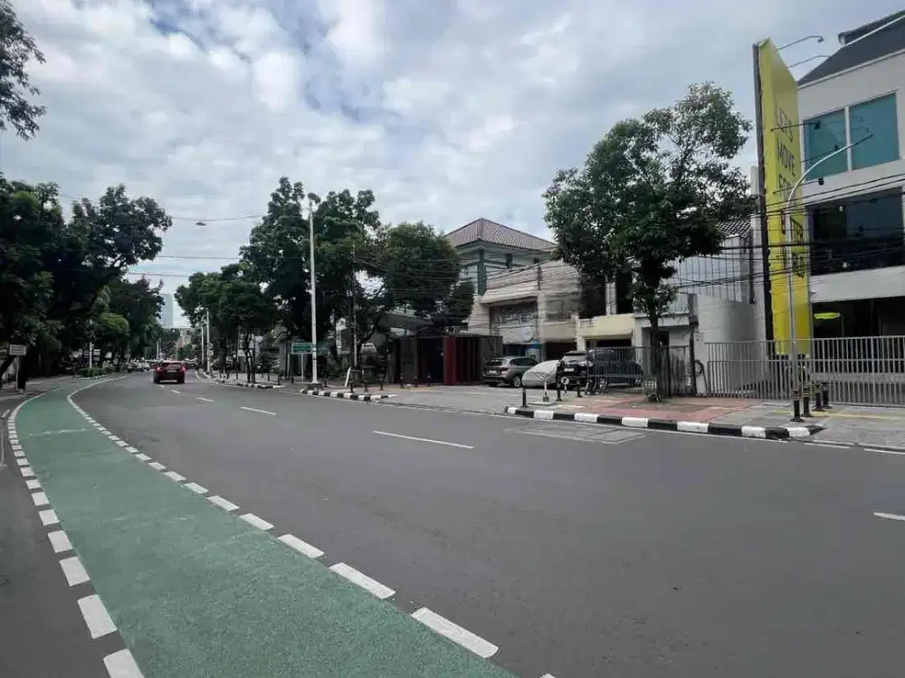 Gedung Di Gunawarman Kebayoran Baru Senopati
