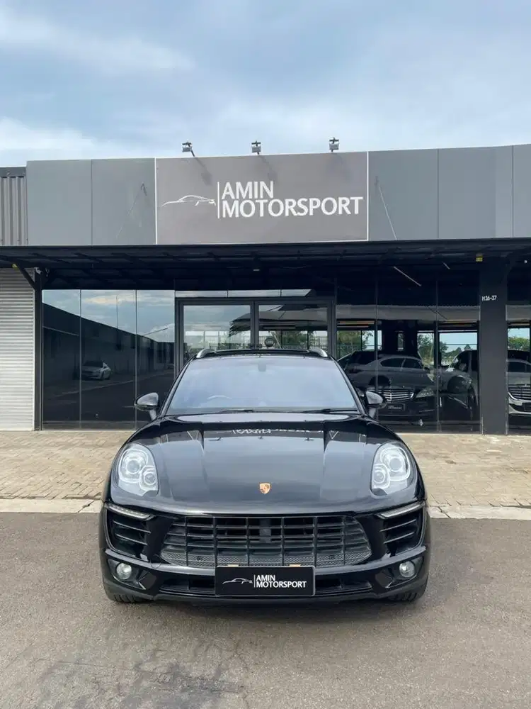 500 Juta dapet Porsche Macan 2.0L 2015