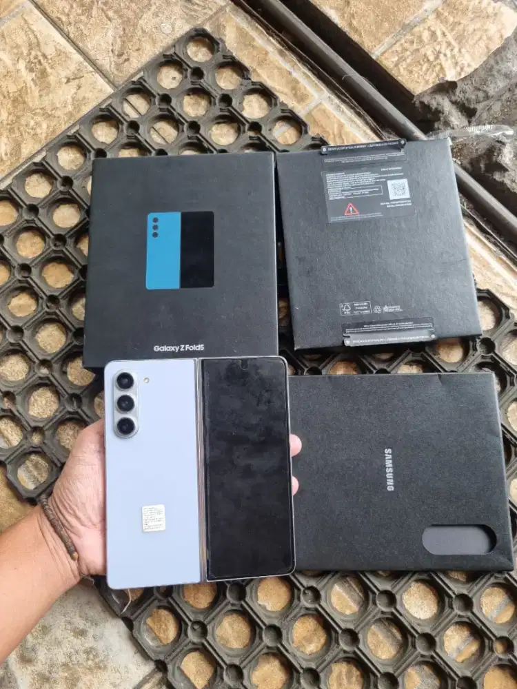 Samsung Galaxy Z fold5 Second/Sein 12/256 GB Fullset Original