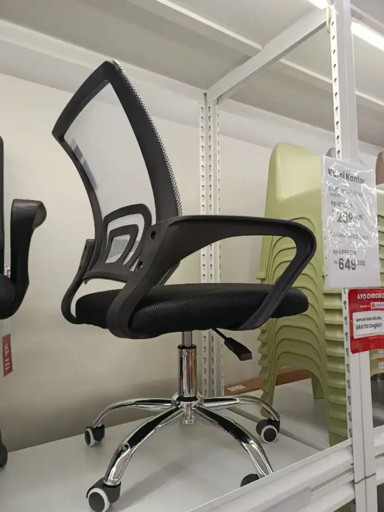 Kursi kantor lyon