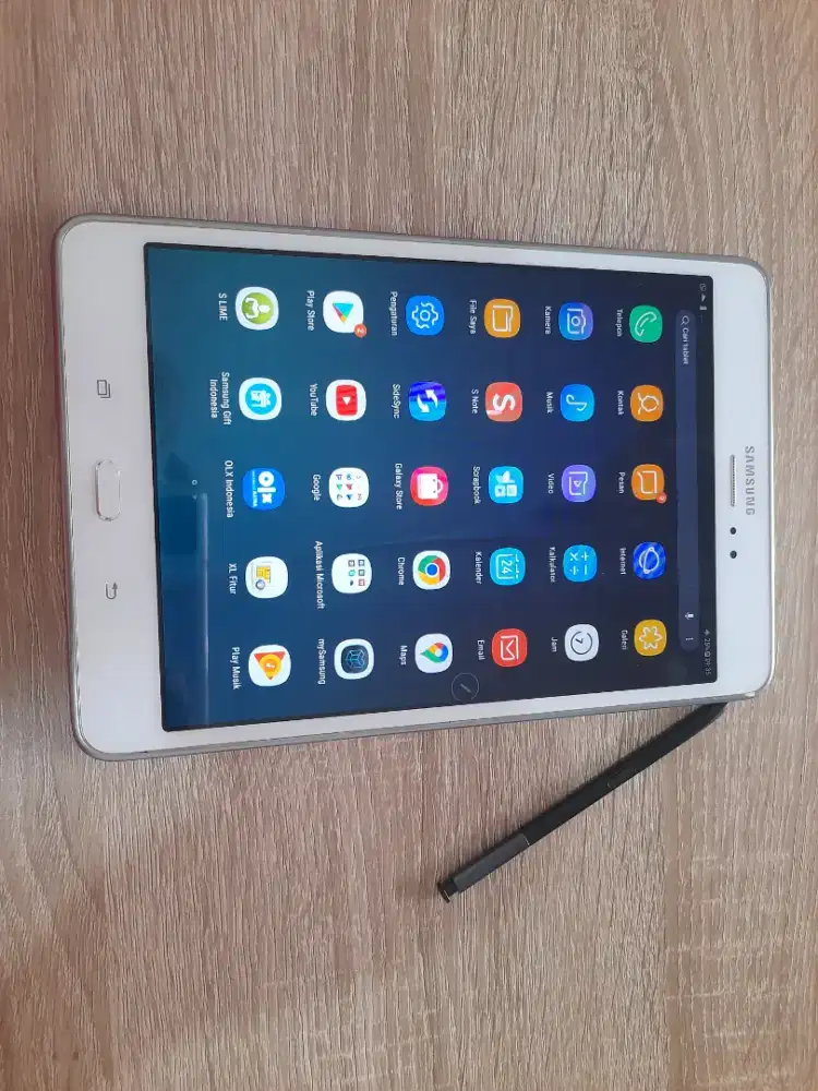 Galaxy Tab A-4G Lte.8 inch.ram 2GB/16GB