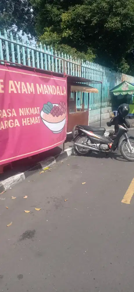 Gerobak mie ayam dan bakso lengkap siap jualan