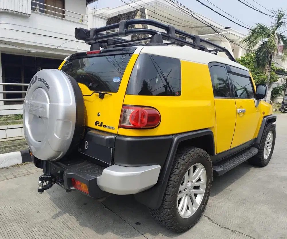 Toyota FJ Cruiser nik 2012
