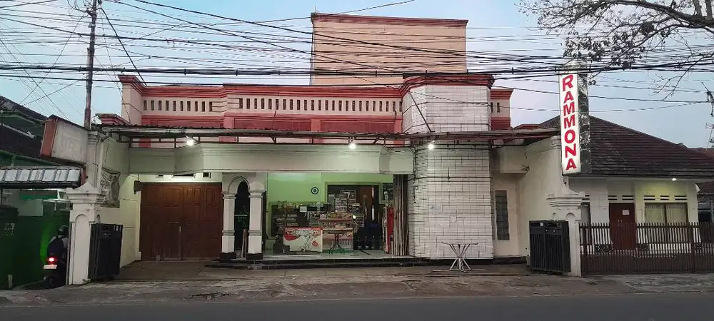 Disewakan ruko strategis siap pakai pusat kota
