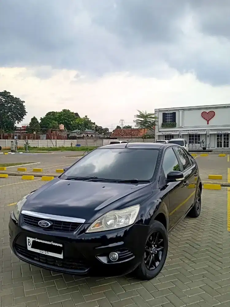 Ford Focus 1.8S MK2 2010 AT
