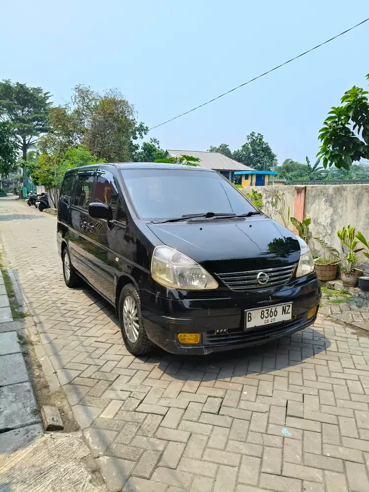 Nissan Serena 2005 Bensin