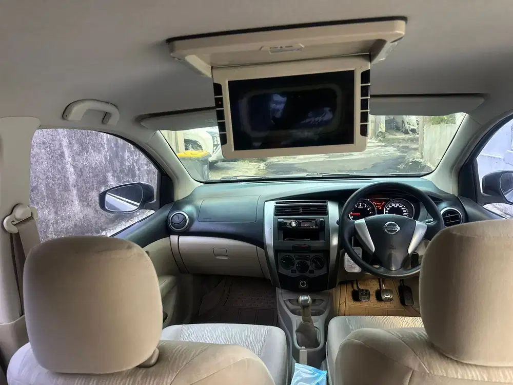 Nissan Grand livina 2014 Bensin