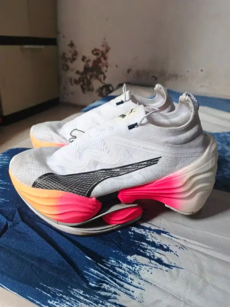 Sepatu PUMA nitro elite